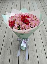 Букет цветов из:  Альстромерии в Дорогобуже