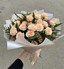 Букет Кремовые розы Латте в Дорогобуже