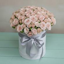 Цветочная композиция из Розы в шляпной коробке в Дорогобуже