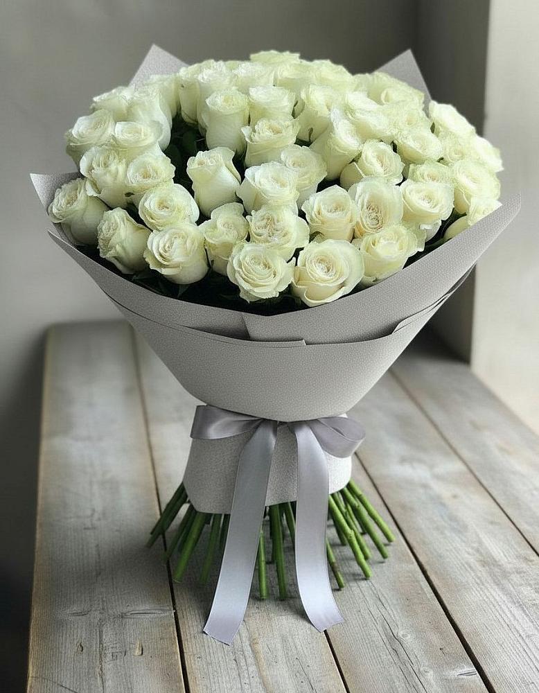 Букет 35 Белых роз в Дорогобуже