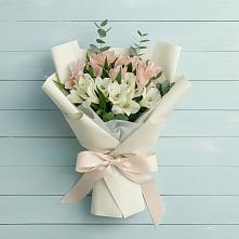 Букет цветов из:  Альстромерии в Дорогобуже