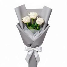 Букет 3 белые розы в Дорогобуже