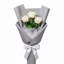 Букет 3 белые розы в Дорогобуже