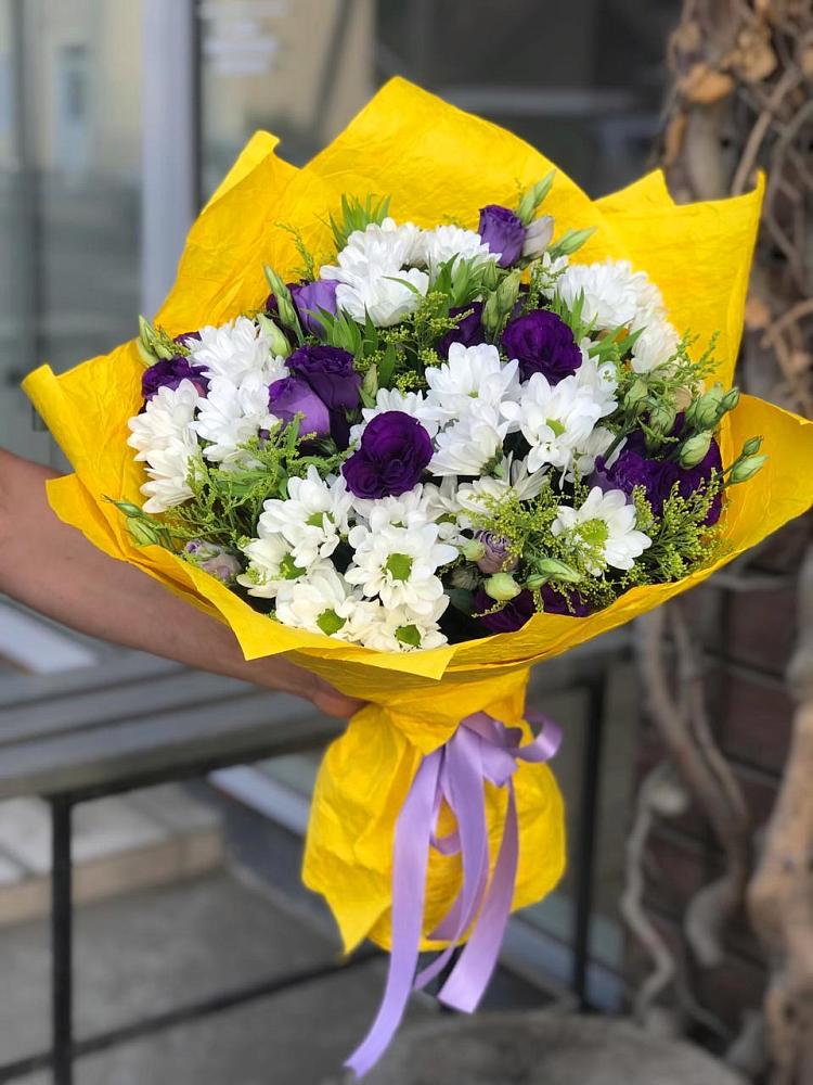 Букет цветов из: Ирисы, Хризантемы и Ромашки в Дорогобуже