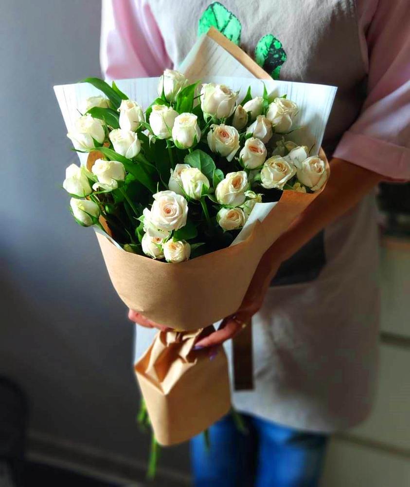 Букет цветов из: Розы в Дорогобуже