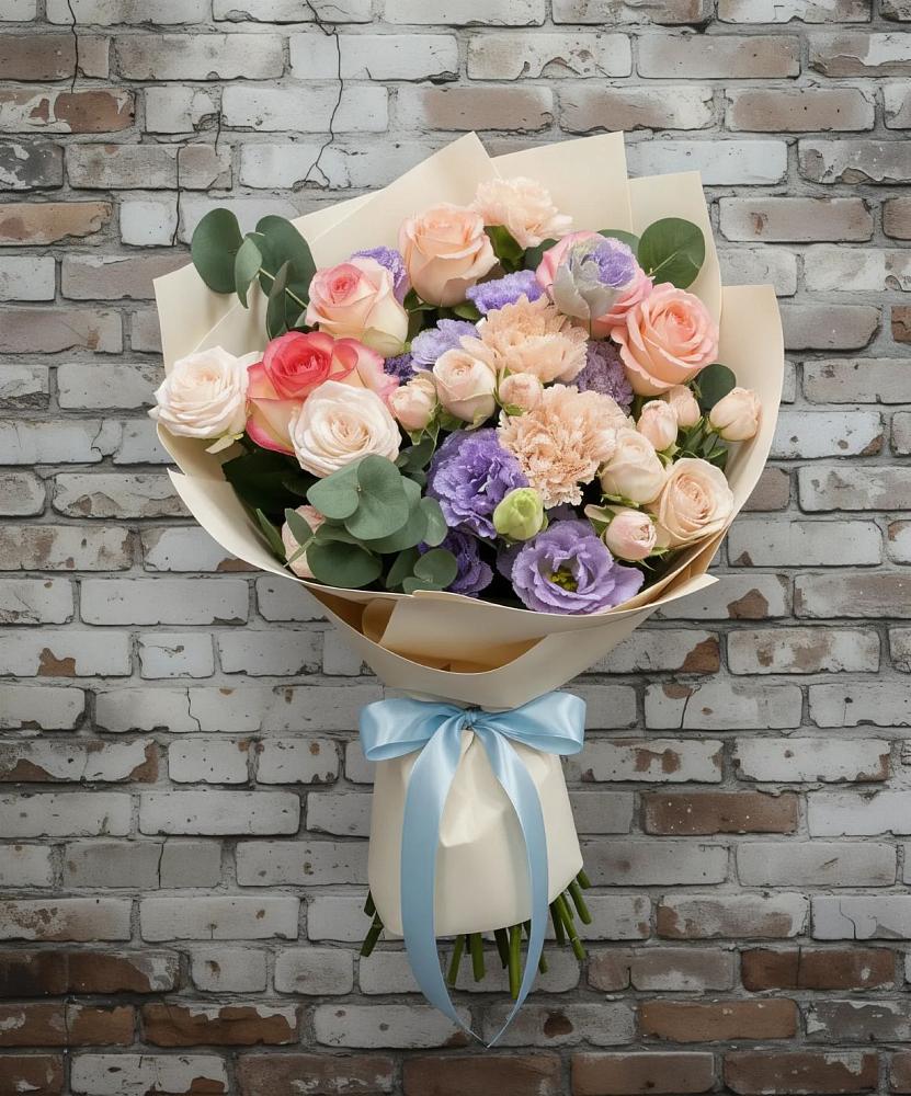 Букет цветов из: Розы, Лизиантусы и Гвоздики в Дорогобуже