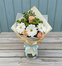 Букет цветов из:  Герберы, Розы и Хризантемы в Дорогобуже