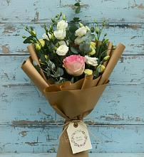 Букет цветов из:  Розы и Лизиантусы в Дорогобуже