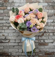 Букет цветов из:  Розы, Лизиантусы и Гвоздики в Дорогобуже