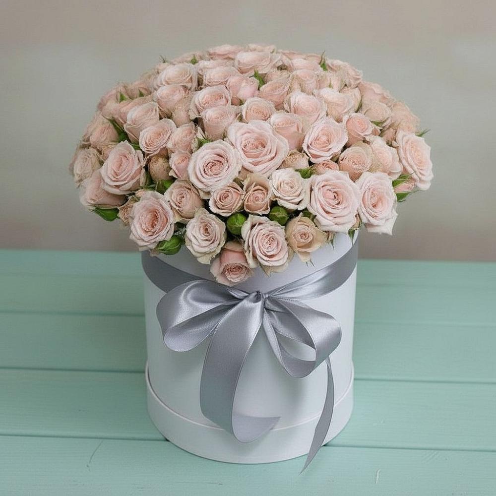 Цветочная композиция из Розы в шляпной коробке в Дорогобуже